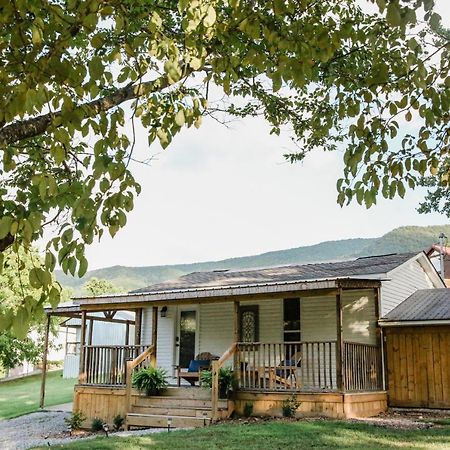 Moonlight Cottage - Your Romantic & Scenic Escape เซอเวียร์วีล ภายนอก รูปภาพ