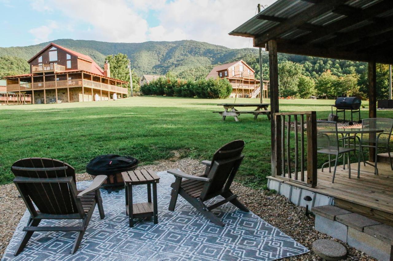 Moonlight Cottage - Your Romantic & Scenic Escape เซอเวียร์วีล ภายนอก รูปภาพ